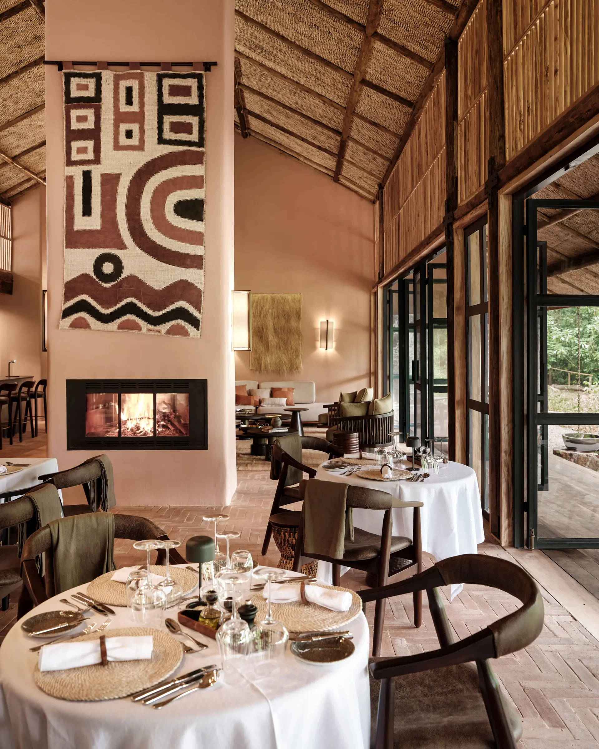 Gorilla Forest Lodge thumbnail 4