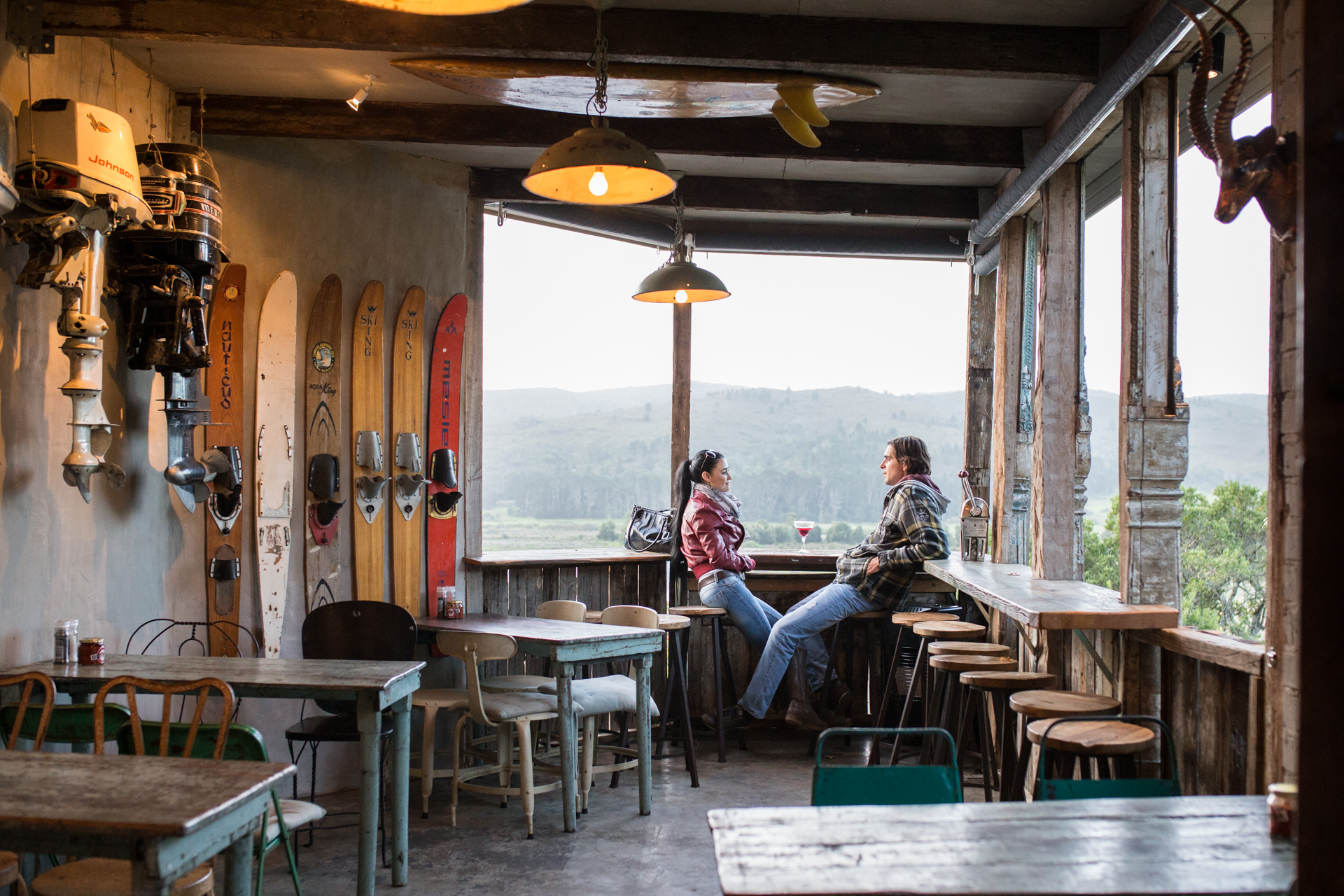 Emily Moon River Lodge thumbnail 10