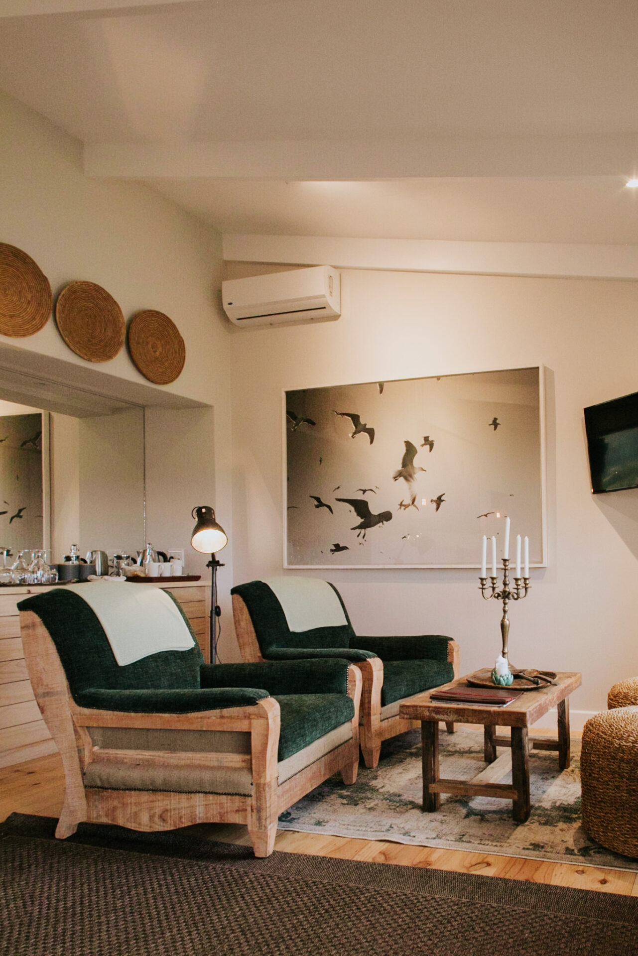 Emily Moon River Lodge thumbnail 18
