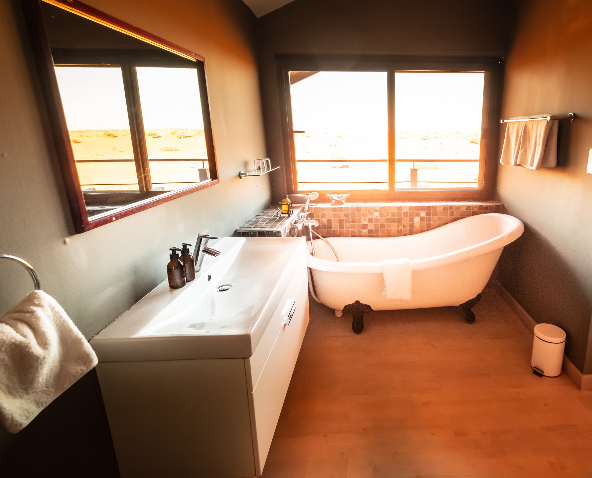 Bagatelle Kalahari Game Ranch thumbnail 3
