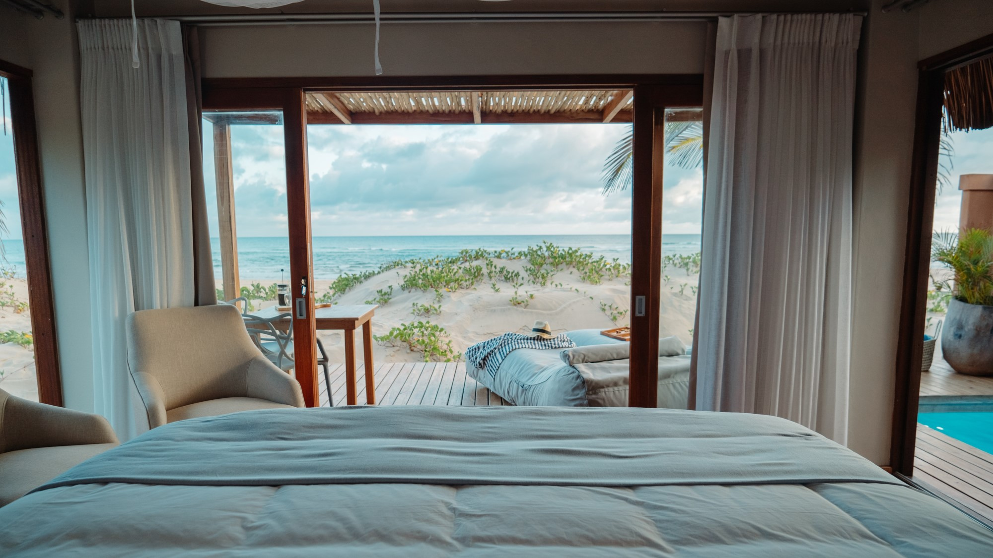 Eclectic Beach Retreat thumbnail 3