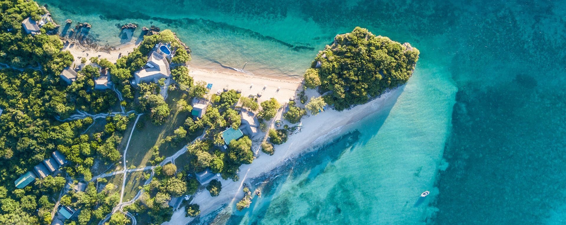 Azura Quilalea Private Island thumbnail 7