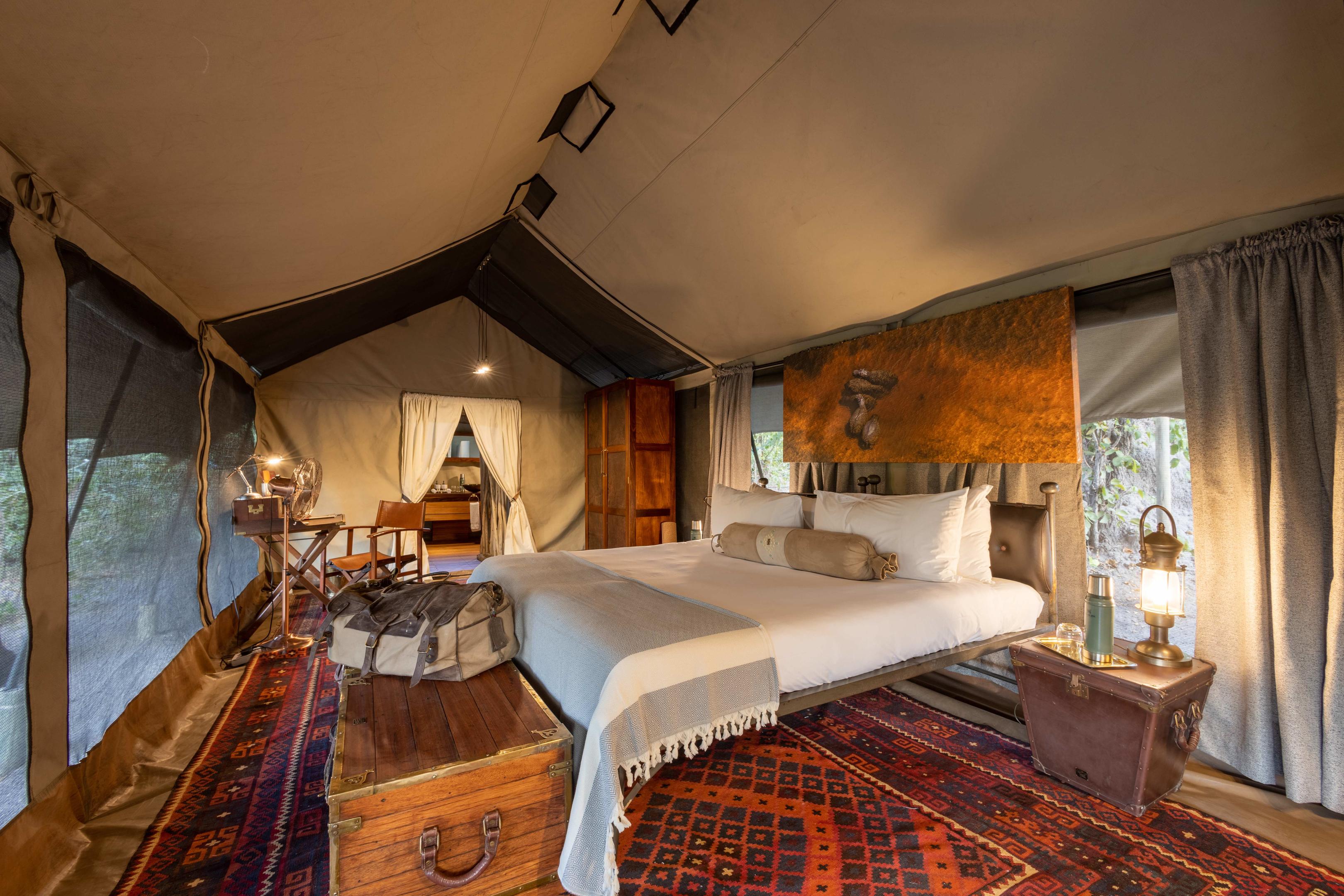 Selinda Explorers Camp thumbnail 7