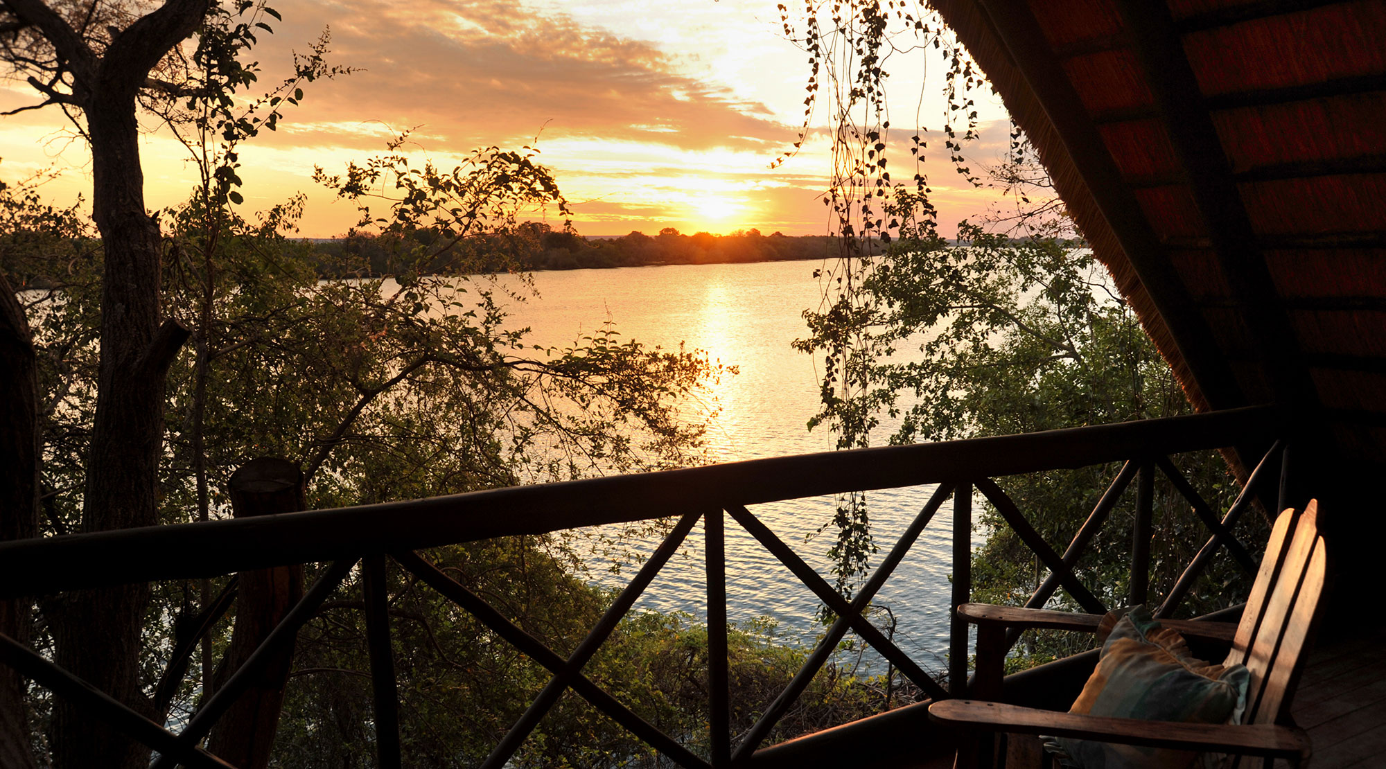 Victoria Falls Waterfront thumbnail 12
