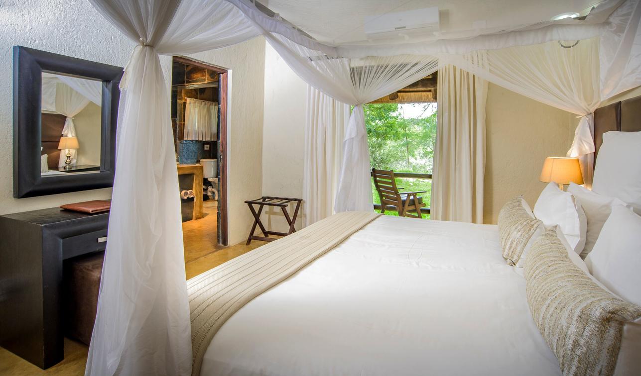 Shiduli Private Game Lodge thumbnail 3