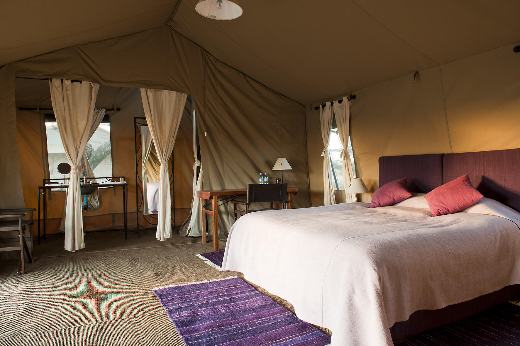 Mara Under Canvas thumbnail 1
