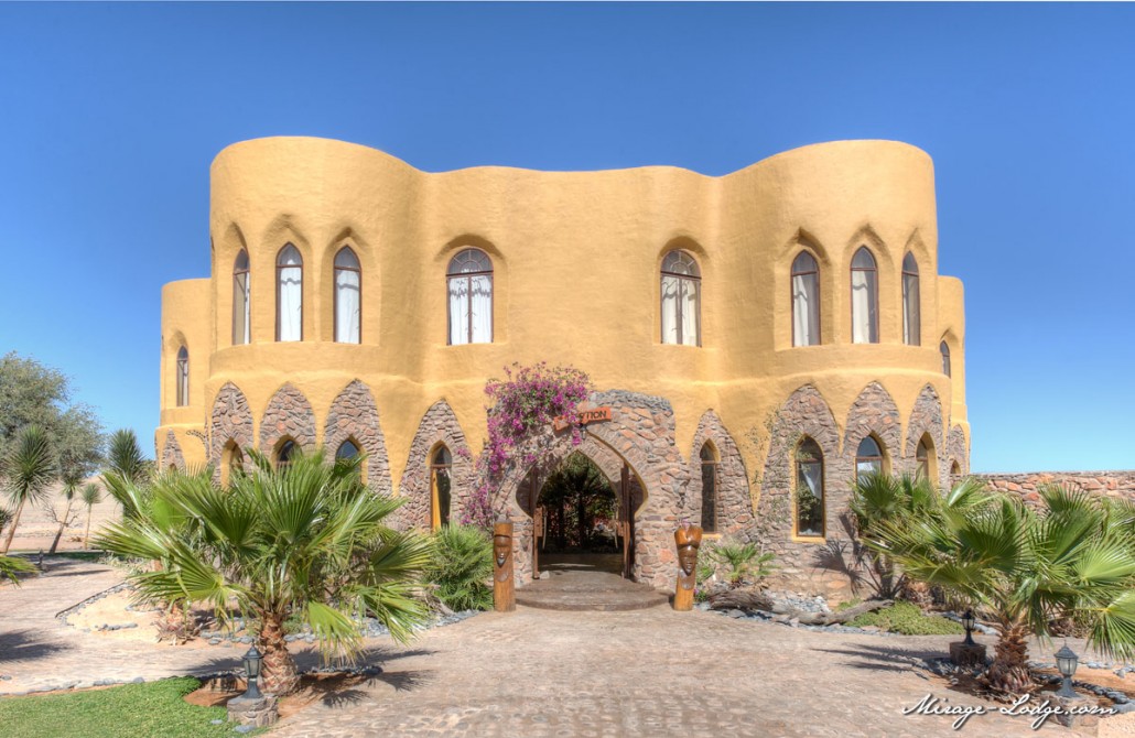 Le Mirage Resort & Spa thumbnail 2