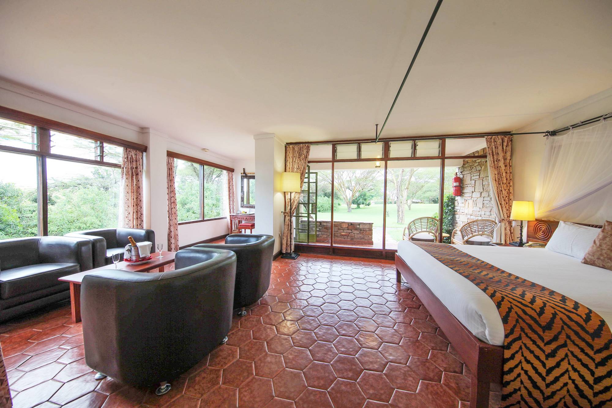 Keekorok Mara Lodge thumbnail 2