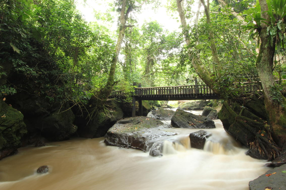 Kyambura Gorge Lodge thumbnail 6
