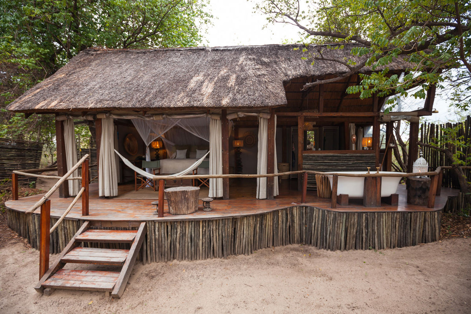 Sindabezi Island thumbnail 3
