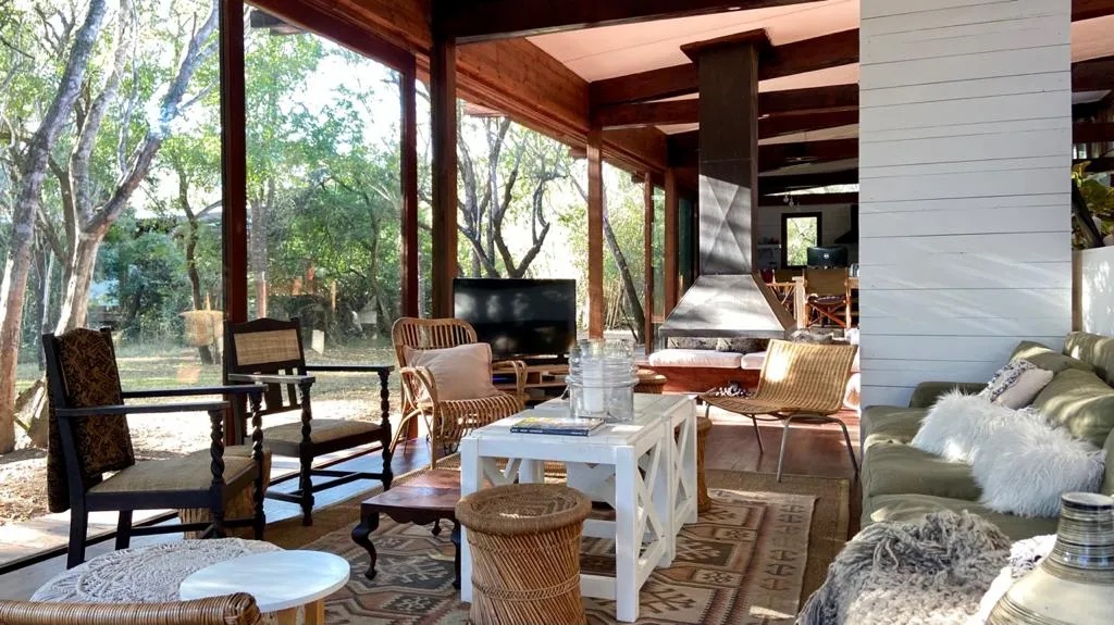 Lazuli Bush Lodge thumbnail 3