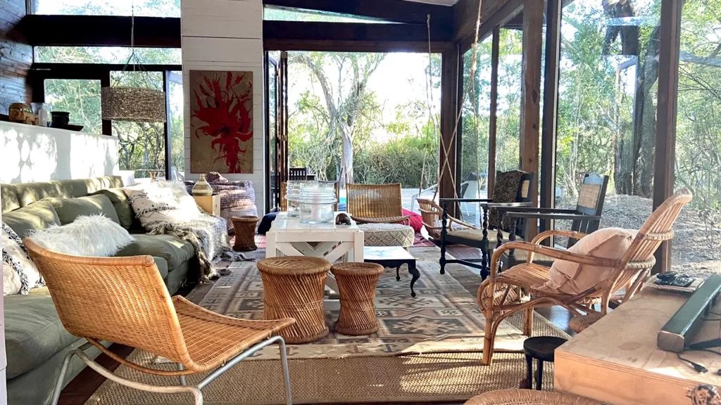 Lazuli Bush Lodge thumbnail 2