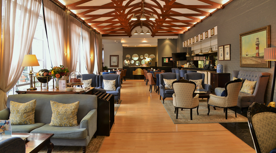 The Commodore Hotel thumbnail 5
