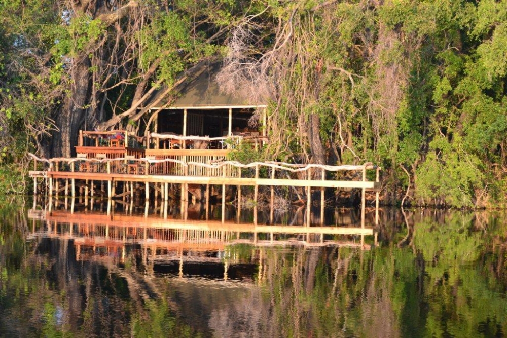 Guma Lagoon Camp