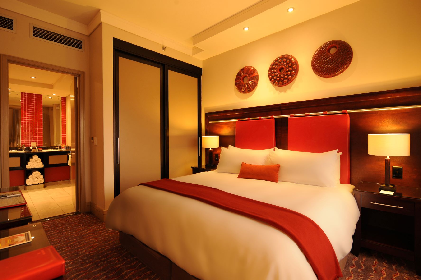 Peermont Mondior Hotel at Emperors Palace thumbnail 3