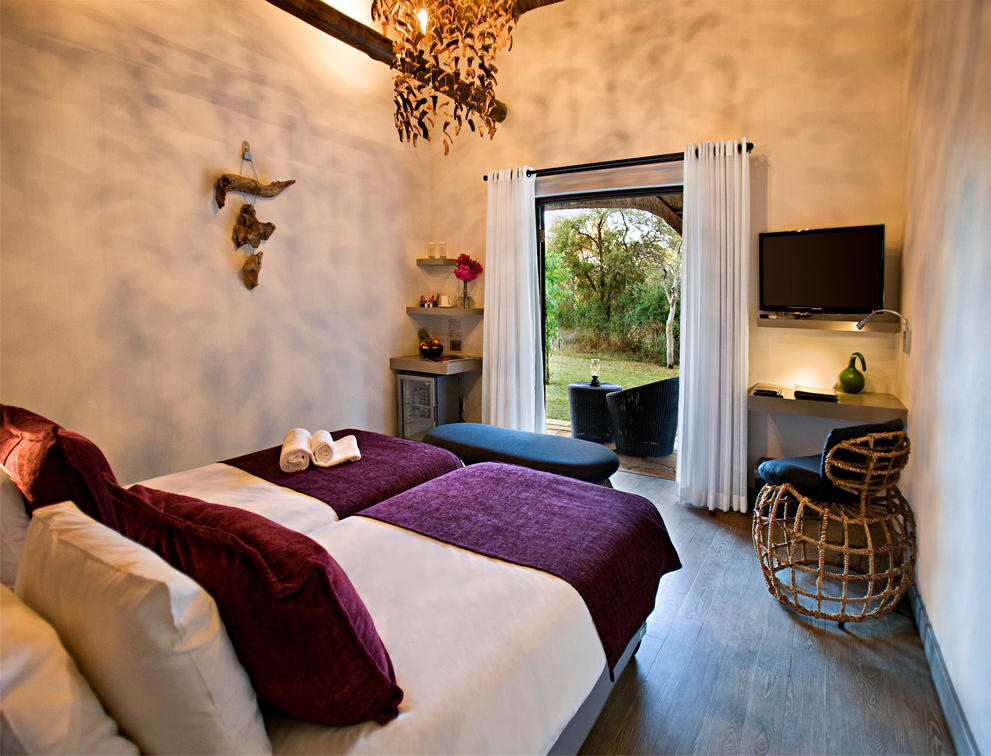 Mokuti Etosha Lodge thumbnail 6