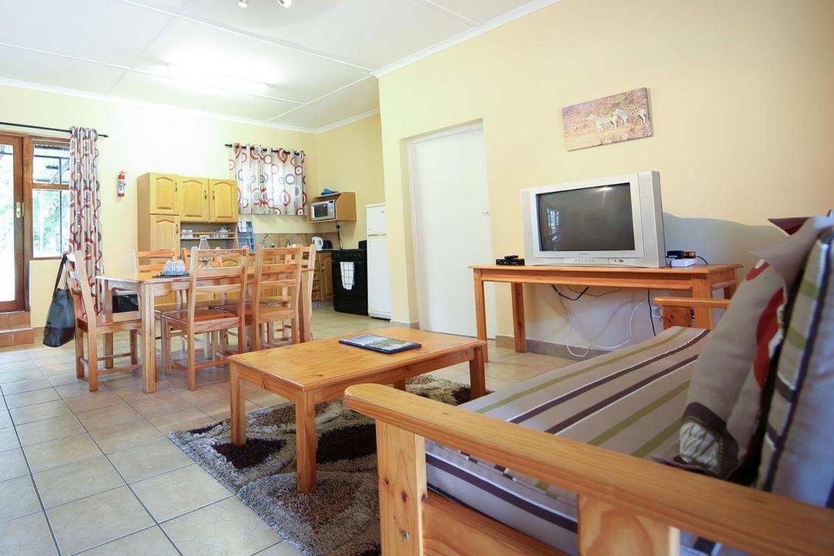Gooderson Bushlands Game Lodge thumbnail 5