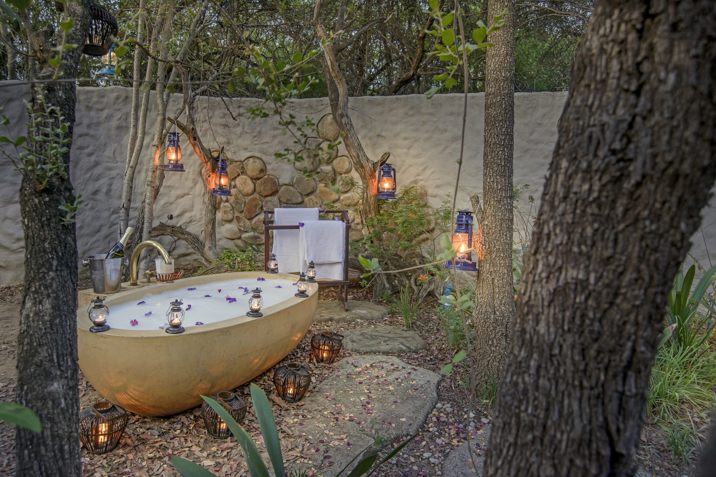 Kuname Lodge & Manor House thumbnail 12