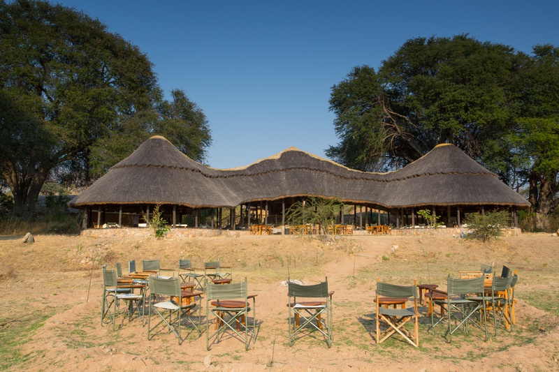Ruaha River Lodge thumbnail 3