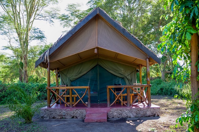 Migunga Tented Camp thumbnail 2