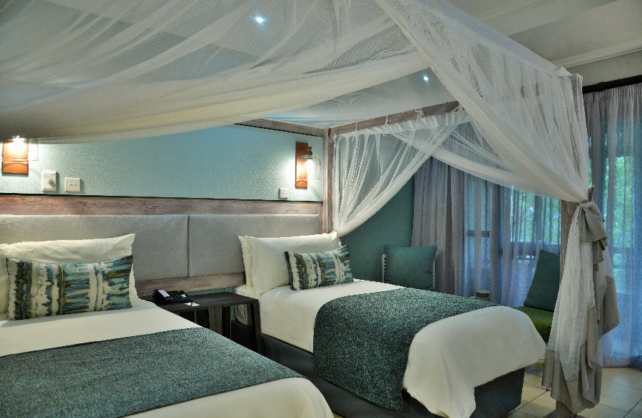 Cresta Mowana Safari Resort & Spa thumbnail 7