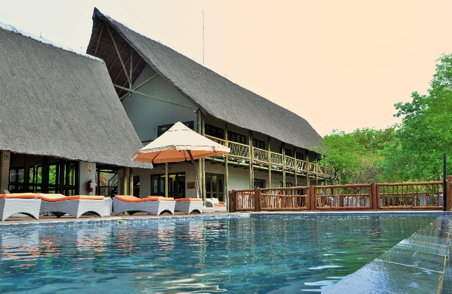 Cresta Mowana Safari Resort & Spa thumbnail 14