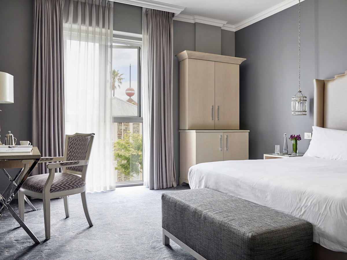 Queen Victoria Hotel thumbnail 3