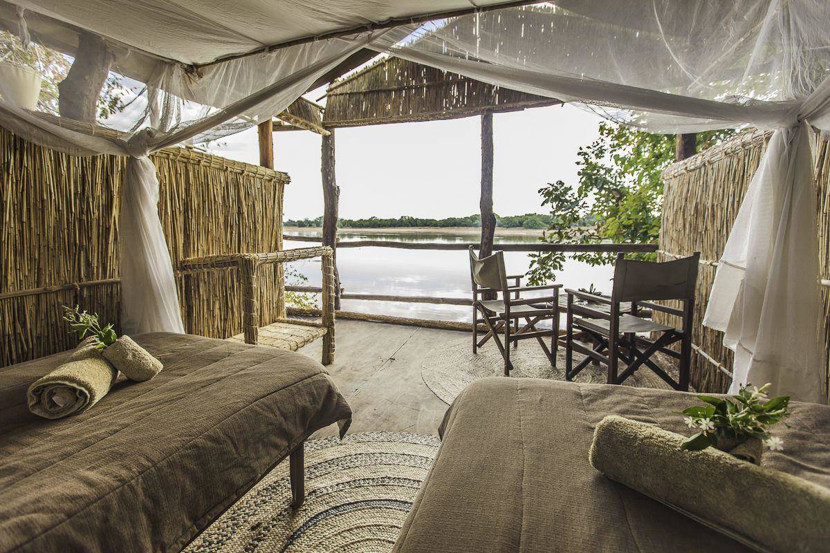 Island Bush Camp thumbnail 4