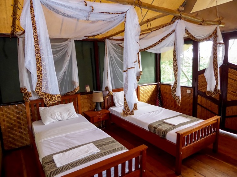 The Bush Lodge thumbnail 1