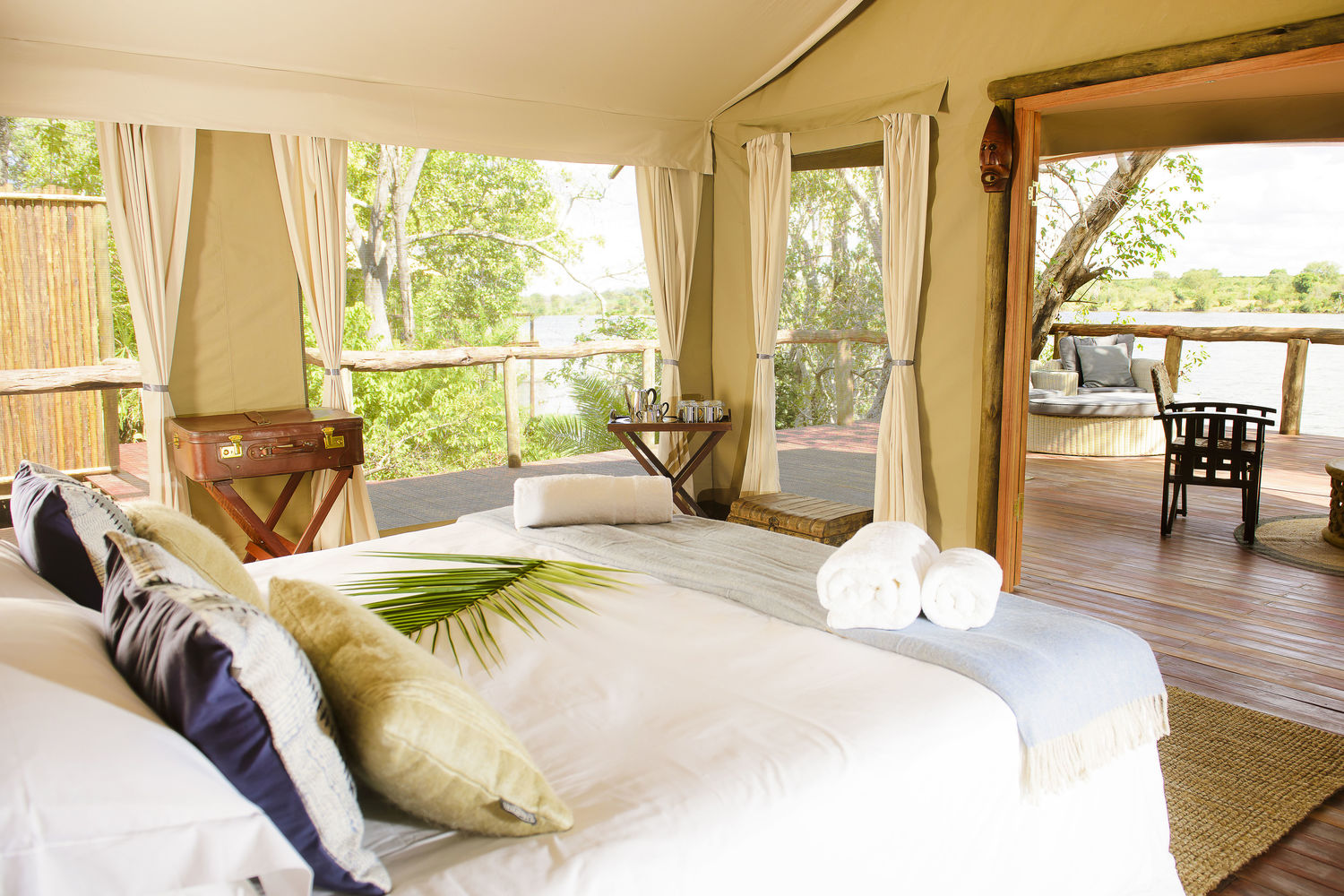 Ila Safari Lodge thumbnail 3