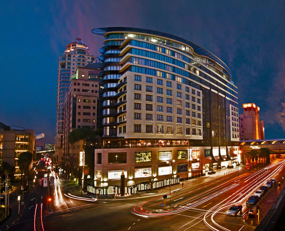 DAVINCI Hotel & Suites thumbnail 2