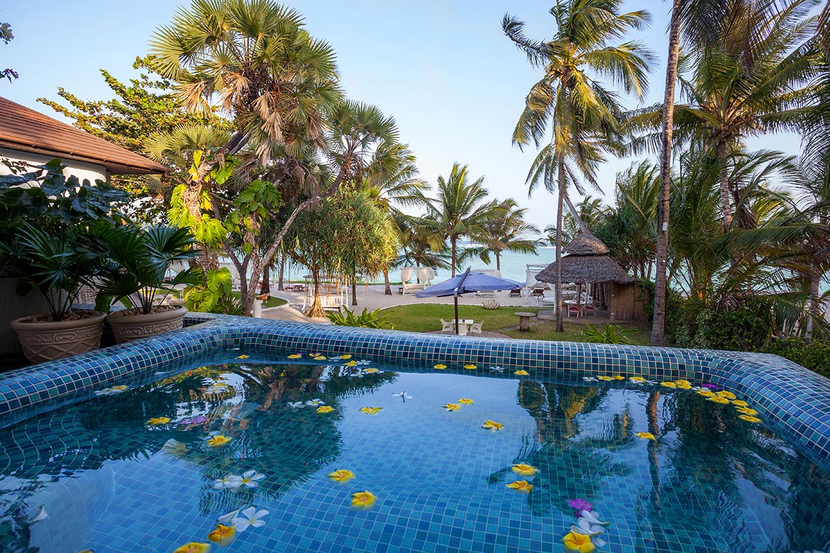 The Maji Beach Boutique Hotel thumbnail 5