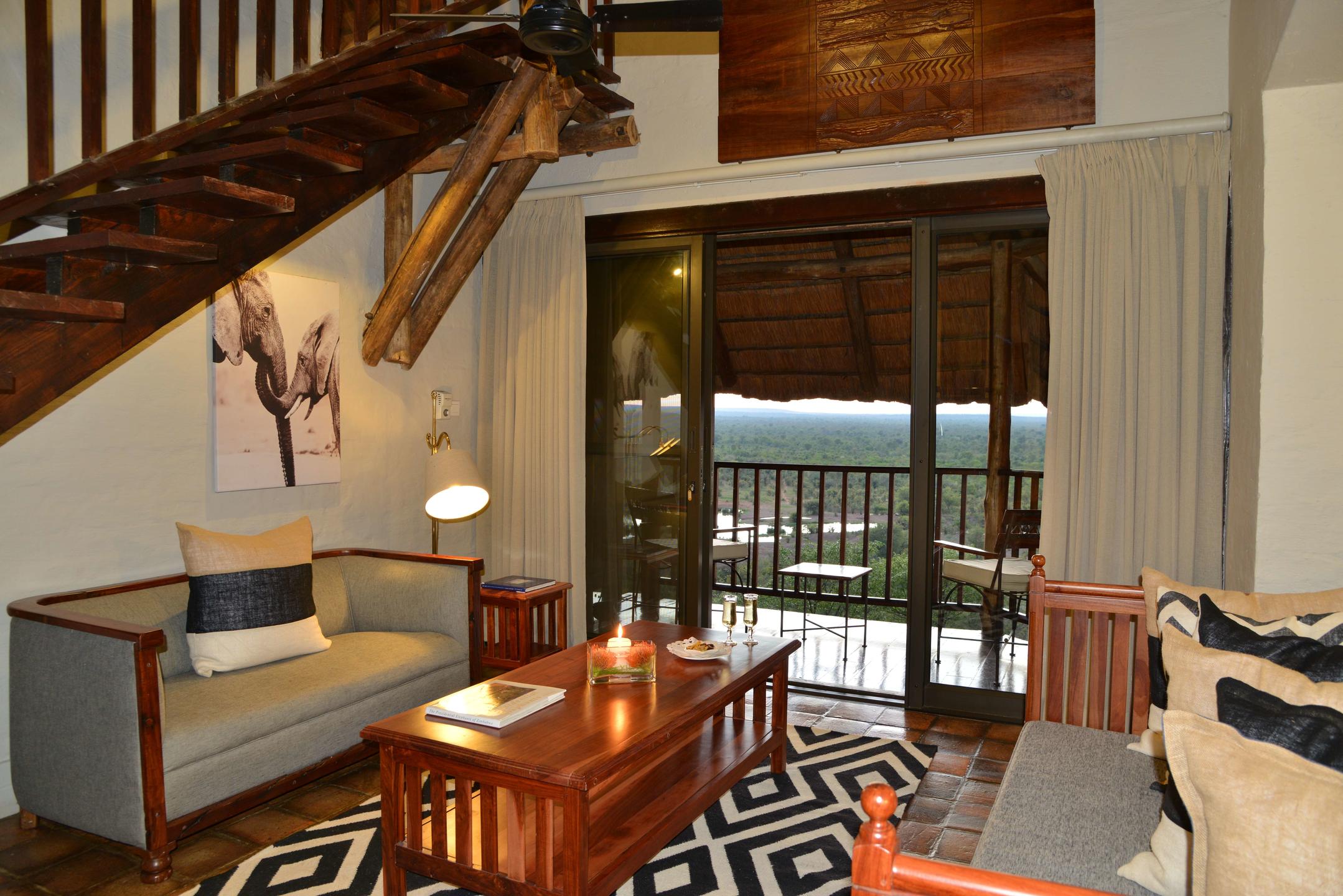 <p>Interior of duplex waterhole facing suite</p>