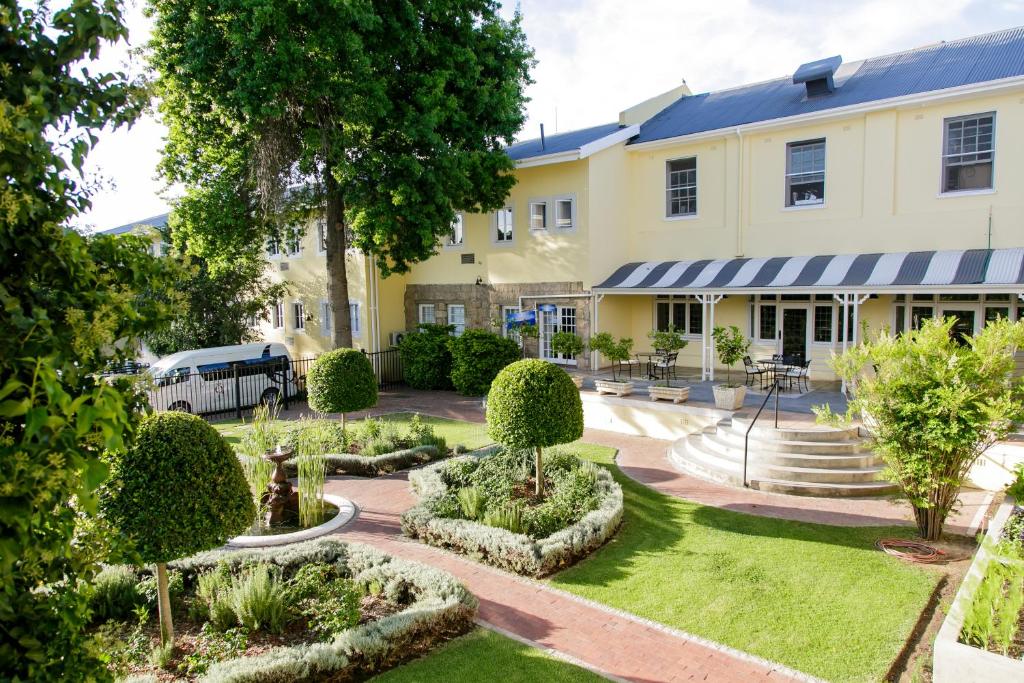 Queen's Hotel