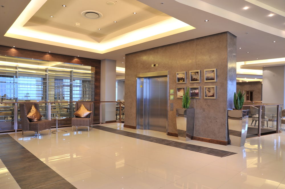 Holiday Inn Johannesburg-Rosebank thumbnail 3