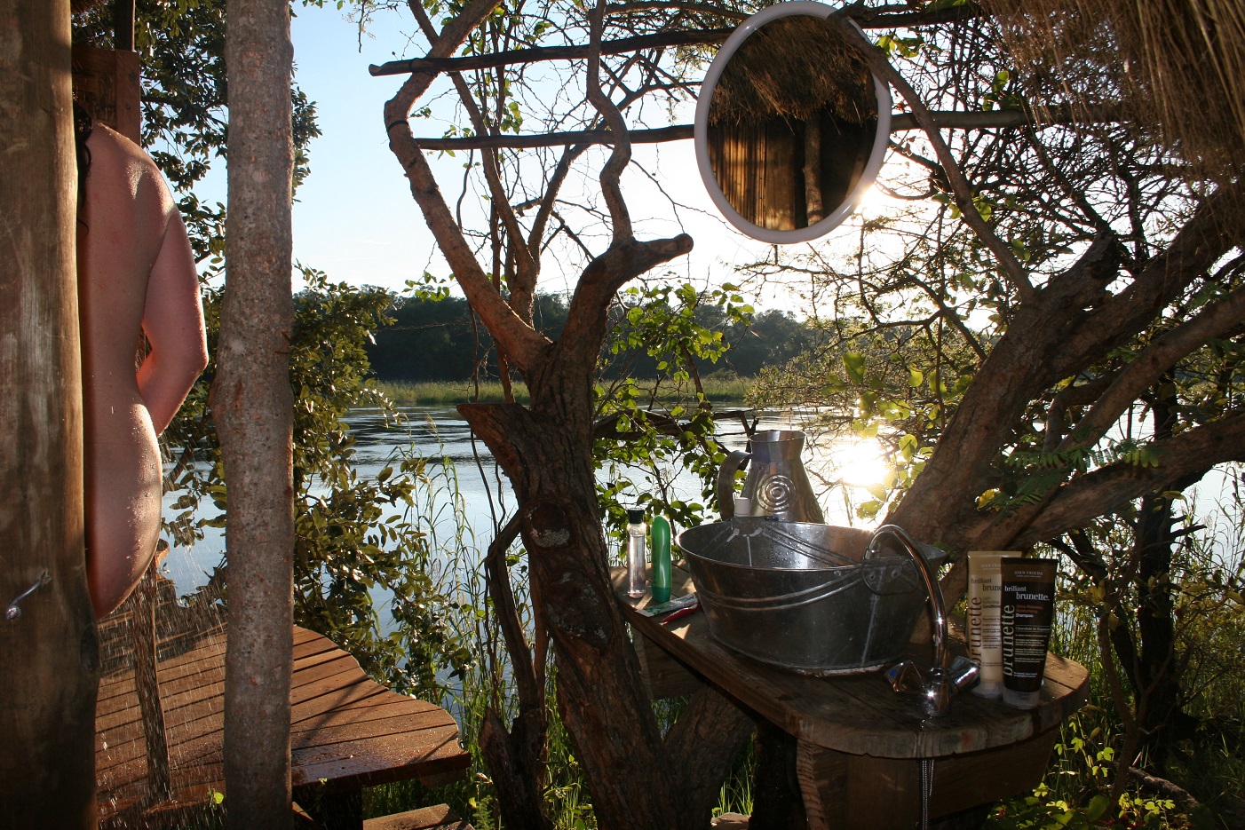 Ngepi Camp thumbnail 2