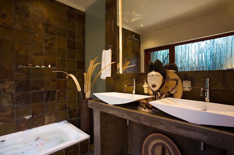 Namutoni Resort thumbnail 5