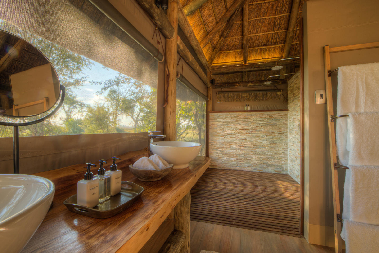 Camp Moremi thumbnail 4