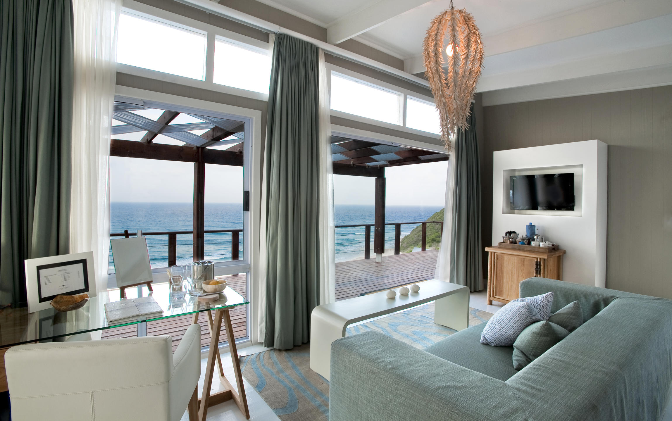 White Pearl Resorts
